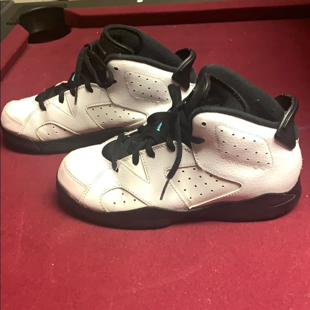 Air Jordan 6 Retro Size 3Y